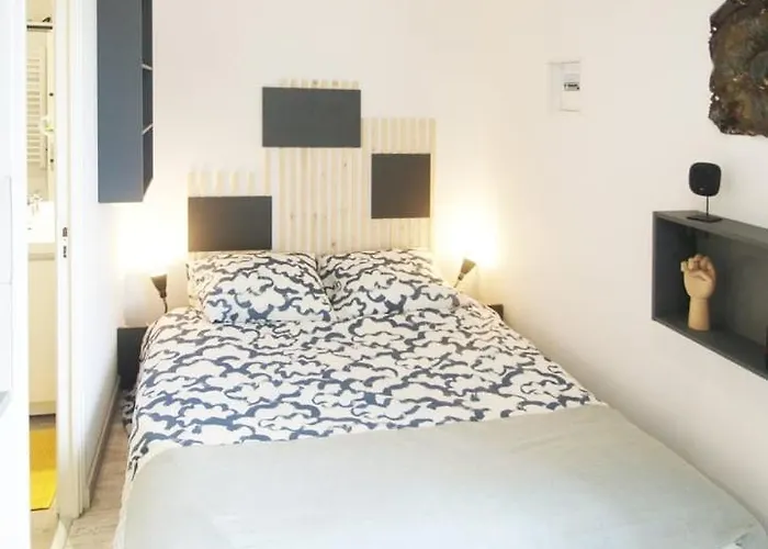 Le Petit Alexandre Apartment